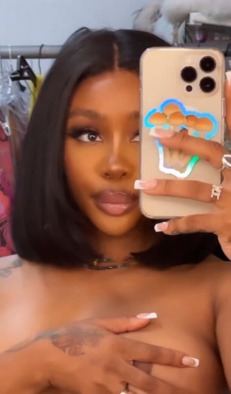 SZA 最高のポルノスター 画像