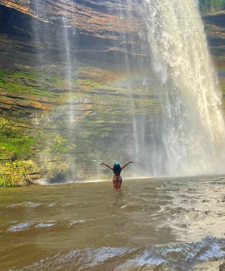 SZA 裸の女優 画像