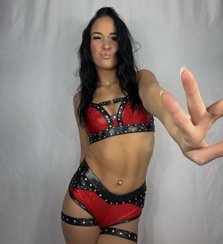 金髪ストリップOnlyFans 無料 ギャラリー