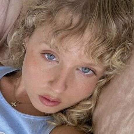 Sarahthomas69 ポルノスター ホット 写真