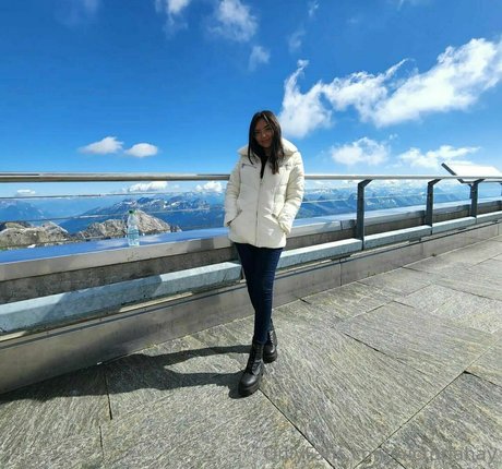 レズビアンセックスOnlyFans パーフェクト 画像