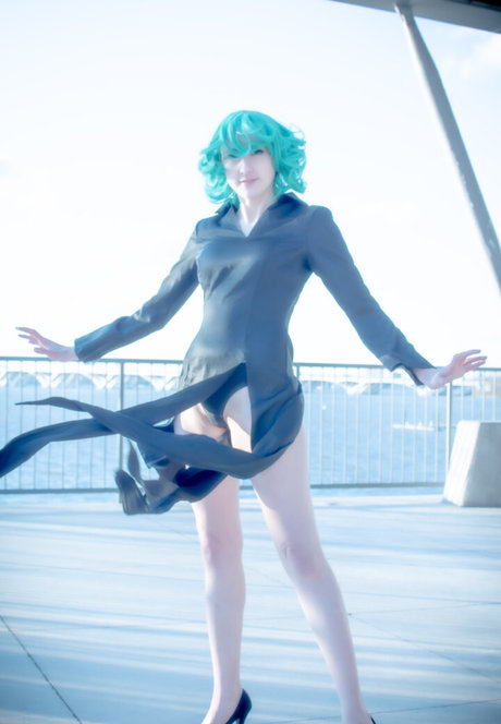 スリムな熟女OnlyFans ホットxxx 画像