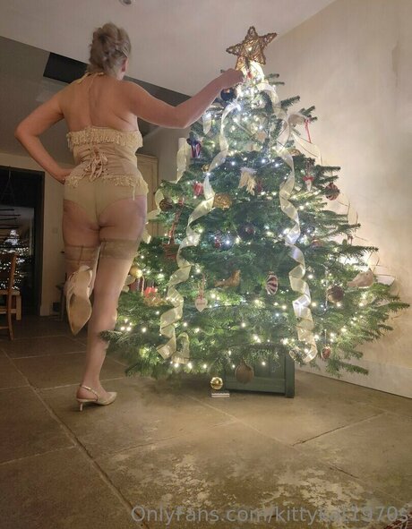 KittyKat1970s ポルノモデル 写真