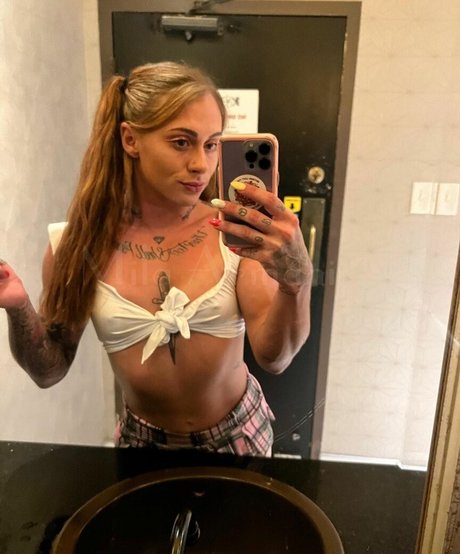 msocute 美しいモデル 写真