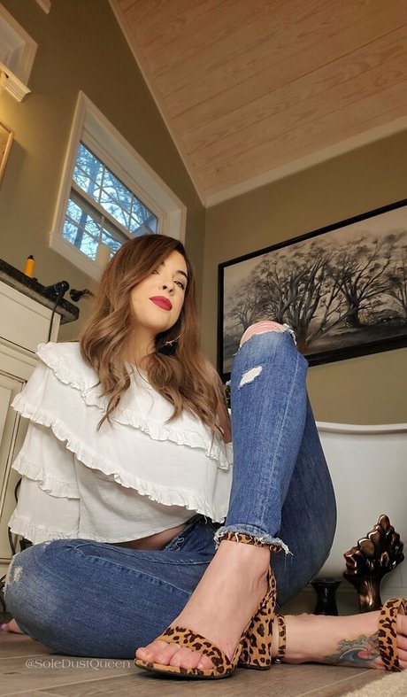 美しいロシアのOnlyFans アートポルノ 写真