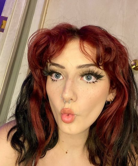 serendipitoussav ポルノスター ホット 写真