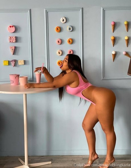 デカ尻ジーンズ OnlyFans ホットセックス 画像