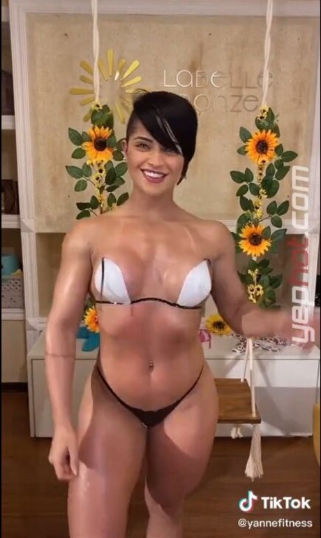 Yanne Fitness 完璧なモデル ギャラリー