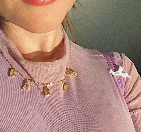 Emily Kyte ポルノスター トップ 写真