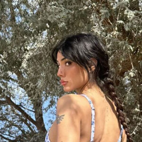 noordabashh ポルノモデル 画像