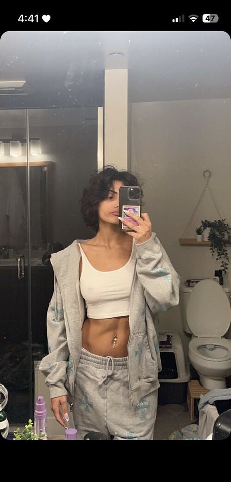 noordabashh アダルト女優 写真