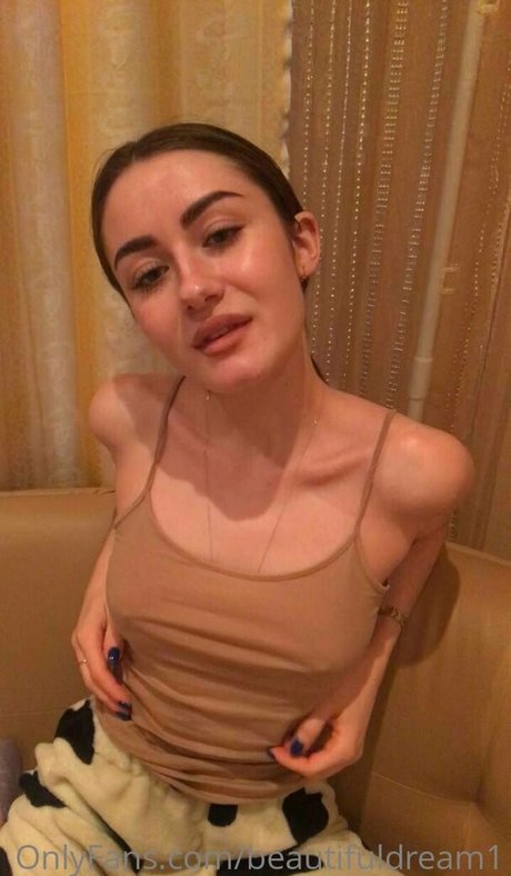 veryniceice 裸のモデル 画像