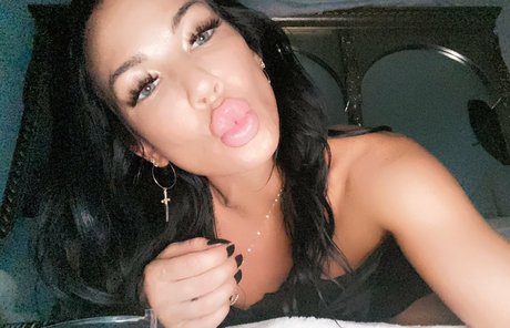 queenofthedollhouse 独占ポルノスター 写真