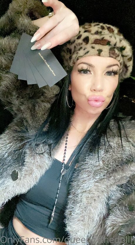 queenofthedollhouse ポルノスター 可愛い 画像