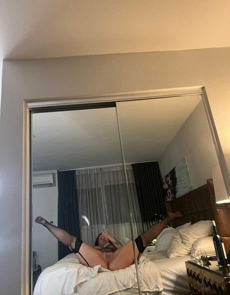 allnaturalaurora セクシーなスター 画像