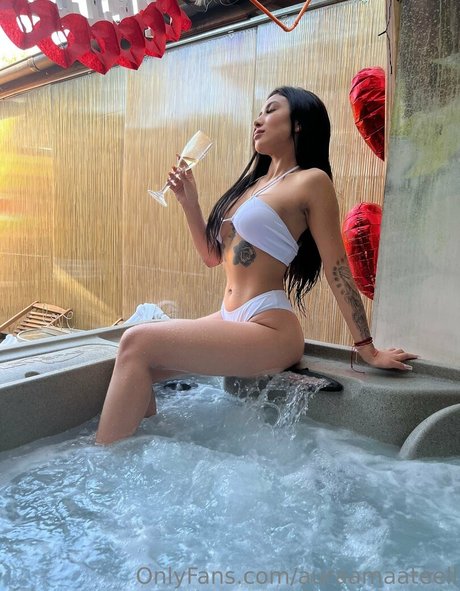 auraamaateell ポルノスター 独占 アーカイブ