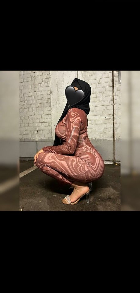 アジアの女の子限定ファン ホットセクシー 画像