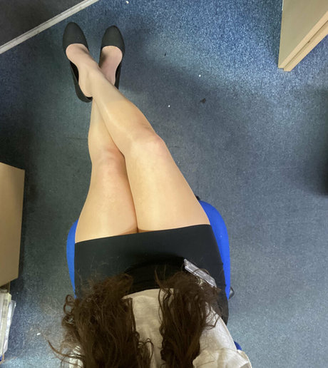 スターティーンオンリーファンズ HD 写真