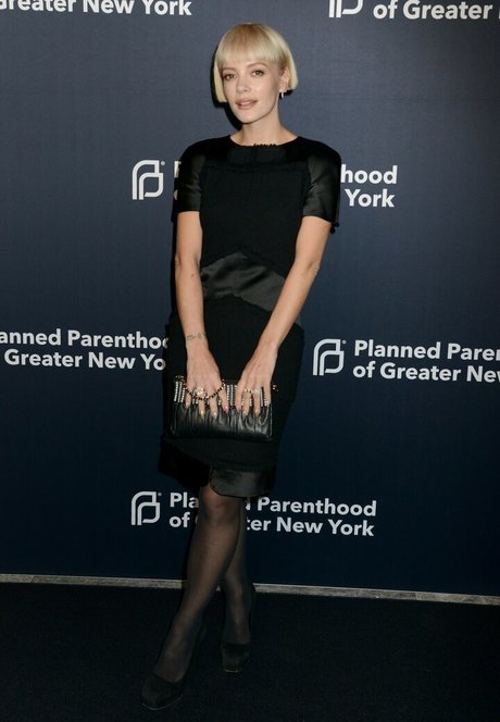 Lily Allen ポルノスター 独占 画像