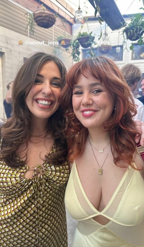 刑務所のOnlyFans 美しいヌード 写真