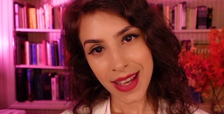 Irma La Dulce ASMR ポルノ女優 写真