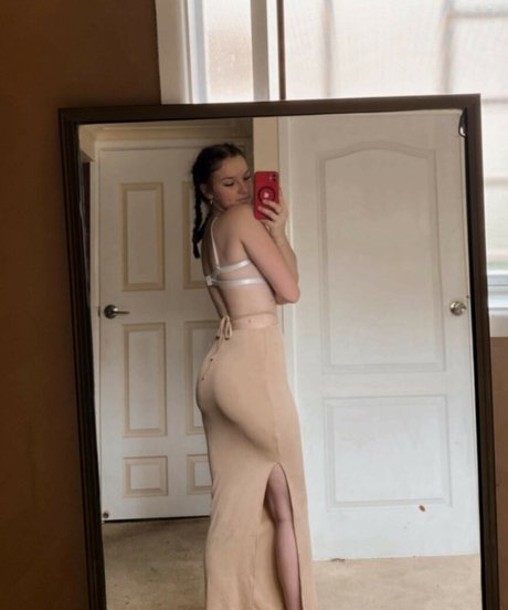 hayleypeckover ヌードのポルノスター 画像