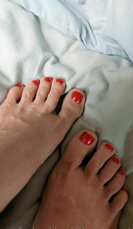 footgoddessbittavonsweet ヌードモデル 写真