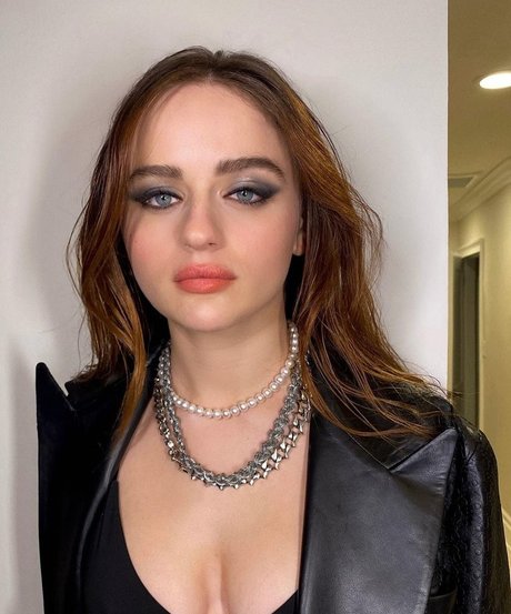 ブルネットのPOV OnlyFans 美しいポルノ 写真