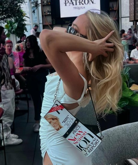 かわいい赤毛のOnlyFans 美しい ギャラリー