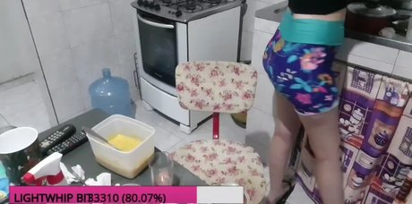 BellaPlays トップモデル 画像