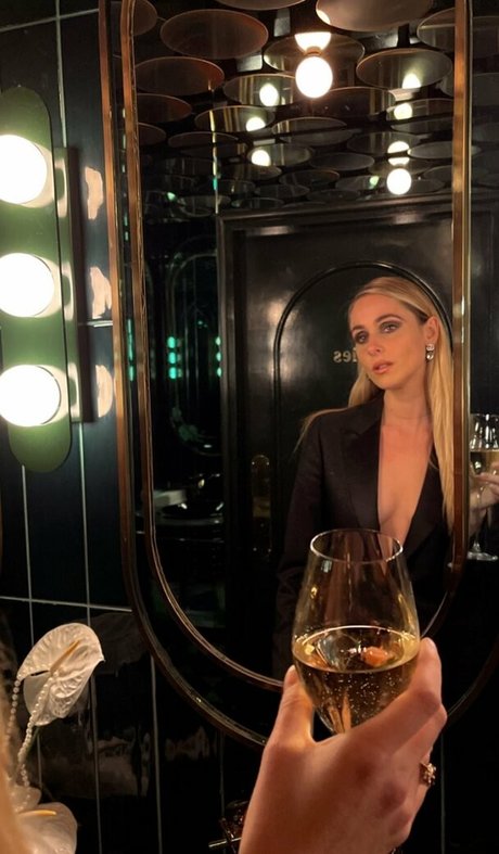 ナイロン足 OnlyFans 無料ヌード 写真