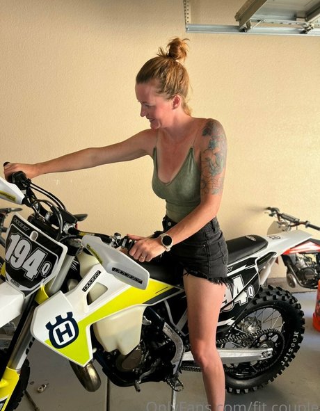 Fitredheadd セックススター ギャラリー