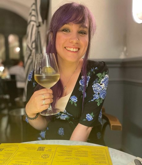 Ellen Rose 裸のモデル アーカイブ