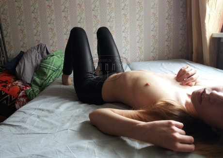 ゴスアジアンOnlyFans 可愛い 画像