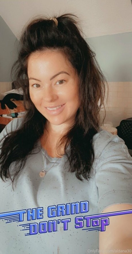 aldana30 アート女優 画像