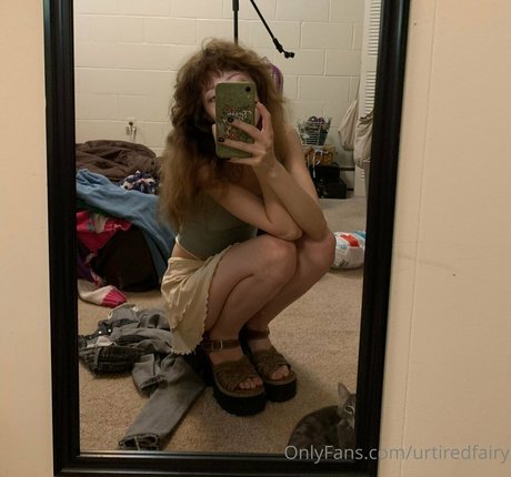 moldiecorpse ヌード女優 写真