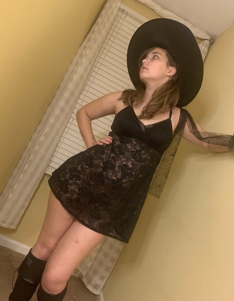 アジア人のタトゥー OnlyFans パーフェクト ギャラリー