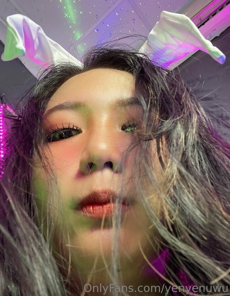 yenyenuwu ヌード女優 写真