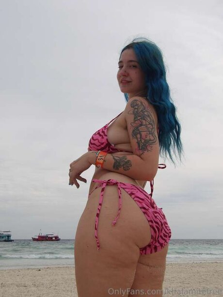 khalamitefree ポルノモデル 画像