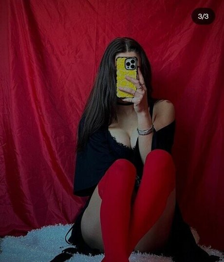 Nobosart ポルノモデル 写真