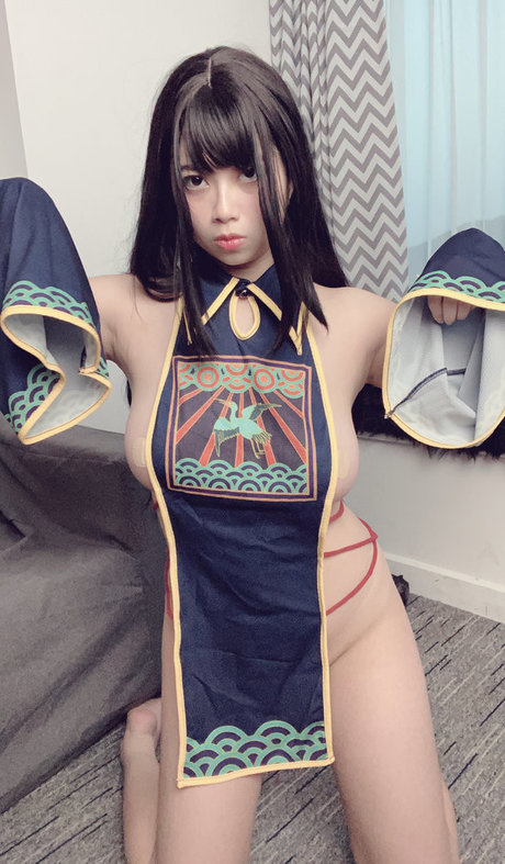 Hieey ヌードスター ギャラリー