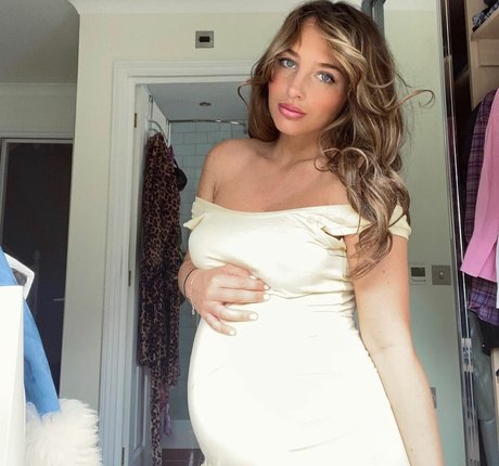 Maeva D Ascanio かわいいポルノスター 画像