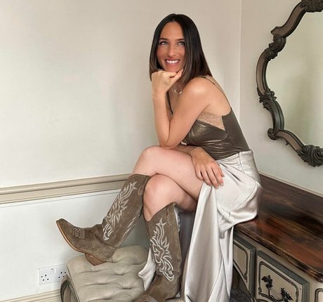 Maeva D Ascanio 素敵なスター ギャラリー