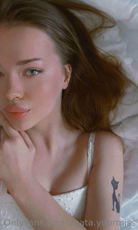 agata yourmiss ポルノスター 裸 ギャラリー