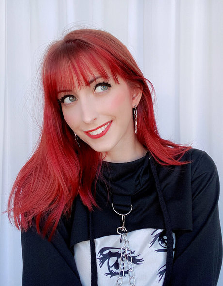 evvils ポルノスター セクシー 画像