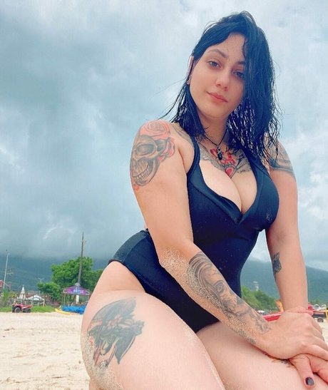 Deborah Milano アート女優 画像