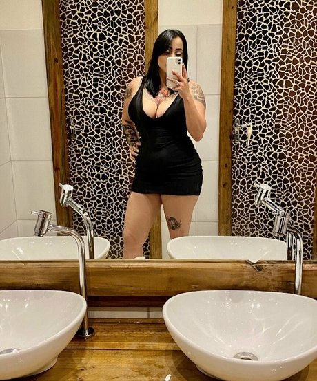 ウクライナのティーンオンリーファン セクシーxxx 画像