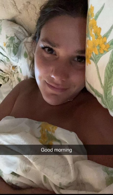 Milanka Bee Milanka bee スター 写真