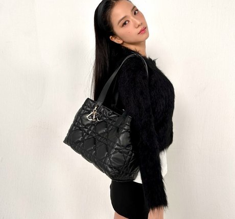 日焼けしたOnlyFans ポルノ 画像