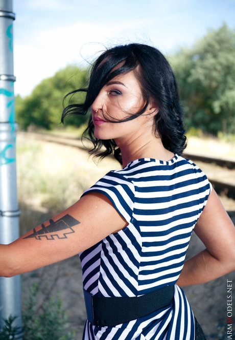 ニューハーフ巨乳OnlyFans ホットセクシー 画像